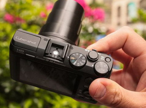 入門級用戶數(shù)碼相機的佳選：索尼HX50V