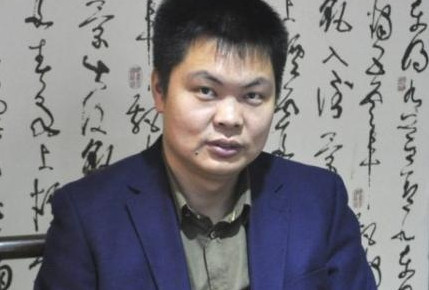 天寶飾品駱天寶:行業(yè)洗牌重在洗腦