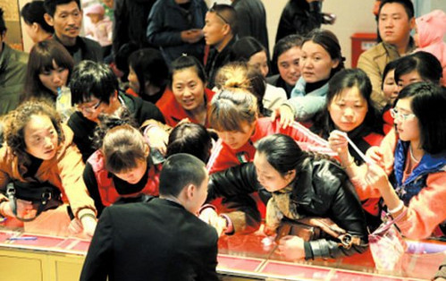 “中國大媽”成奢侈品消費大戶
