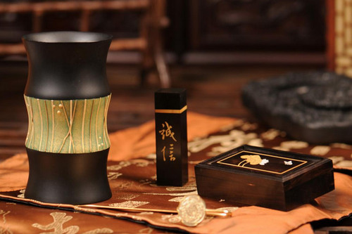 明清竹刻筆筒可重點關(guān)注