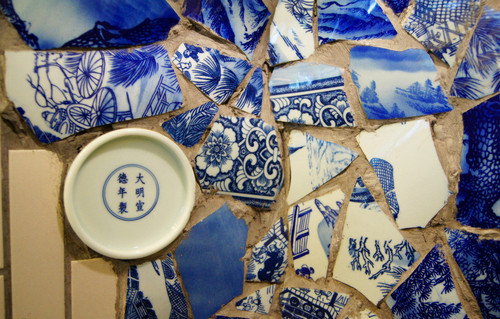 古瓷殘片演變成創(chuàng)意粉飾品