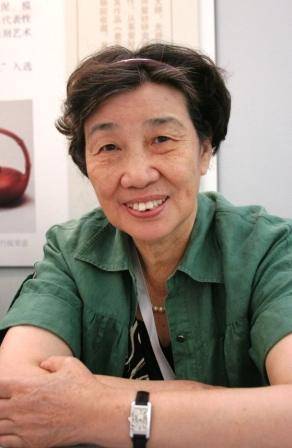 紫砂壺大師周桂珍：傳統(tǒng)手藝不能丟