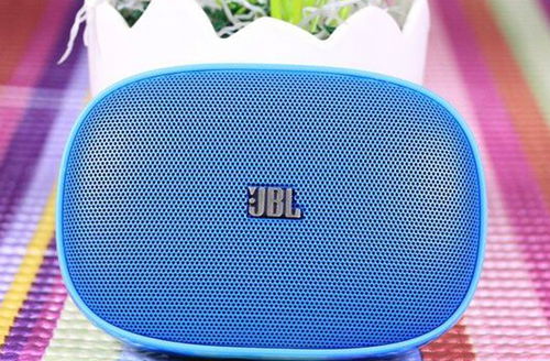 暑假出行好禮相伴：戶外便攜音箱JBL SD-11