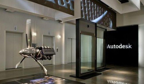 Autodesk攜手3D打印服務(wù)商舉辦展覽