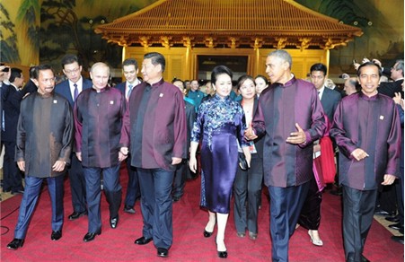 APEC中式服裝將可私人定制