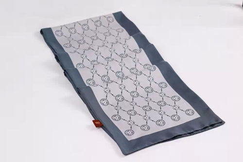 街拍全球型男最in圍巾系法，要溫度更要風(fēng)度！