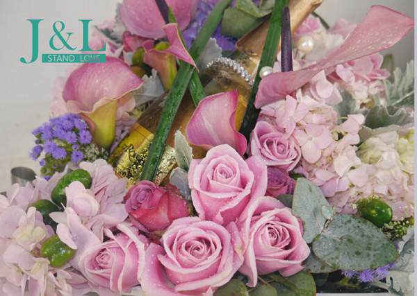 平安夜，君蘭禮品摩羯座禮盒上線