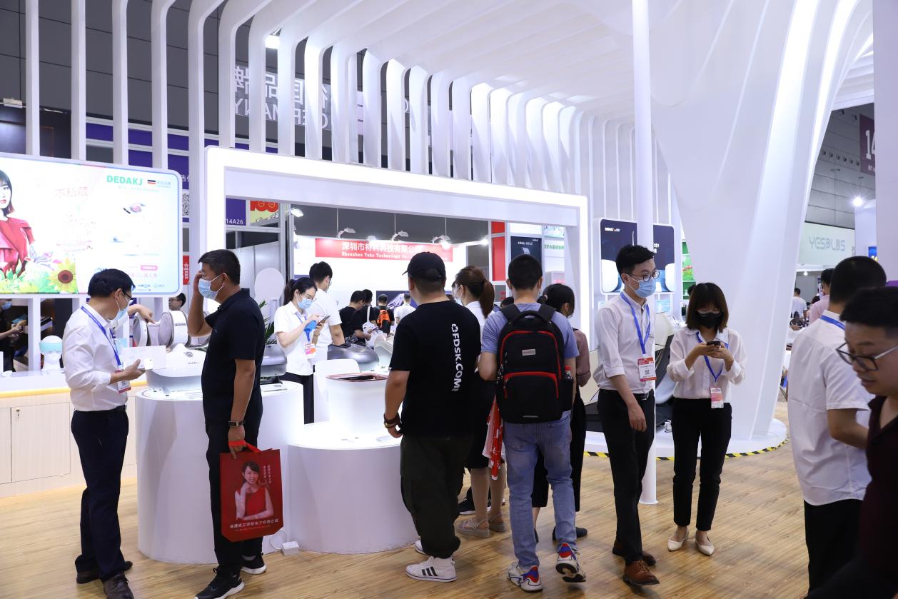 DEDAKJ德邇杰榮耀亮相深圳禮品展|為了人類健康，步履不停